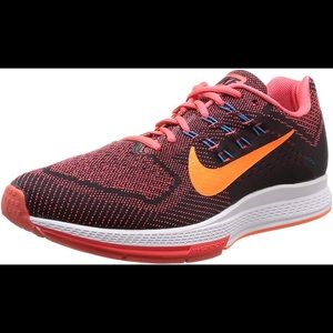 Nike Air Zoom Structure 18